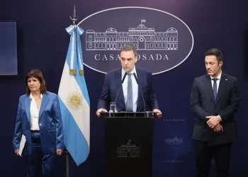 En un exitoso operativo conjunto, detienen avioneta con 500 kilos de Cocaína, ingresan 120 aviones por día aproximadamente