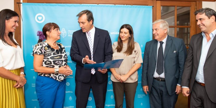 “Régimen de Reparación Federal”: el Gobierno anunció un plan para saldar deudas con las provincias