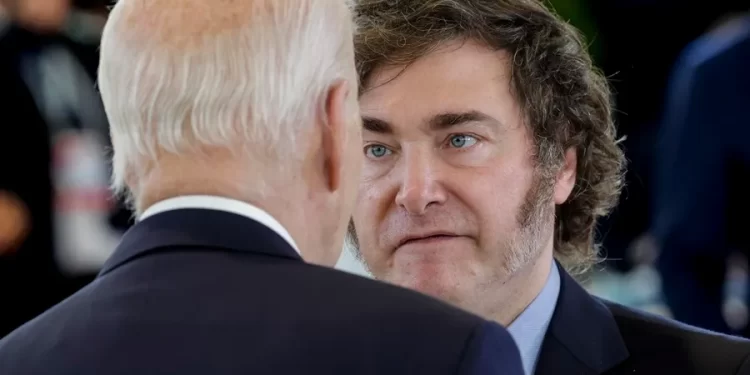 Por el giro del gobierno respecto a China, EEUU hizo saber una dura advertencia. Hay “grandes riesgos” e incluso “infringir la soberanía”