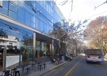 Amenaza de bomba en Infobae: la redacción fue desalojada. La misma fue realizada vía mail a la redacción