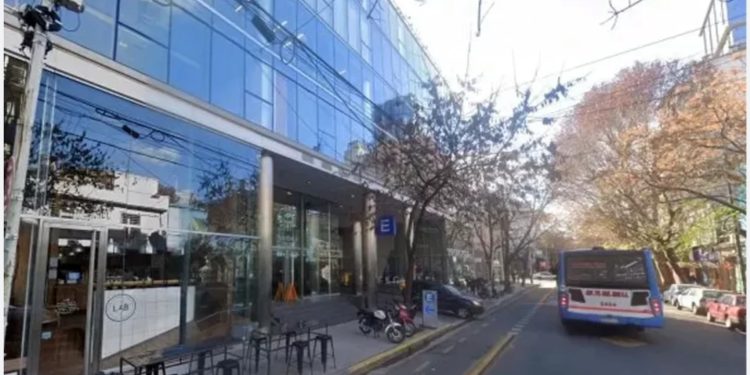 Amenaza de bomba en Infobae: la redacción fue desalojada. La misma fue realizada vía mail a la redacción