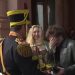 Positivo e histórico doble homenaje: El presidente Milei se emociono al recibir un regalo por parte de los Granaderos y a su vez, con su emoción, homenajeo al regimiento que lo custodia