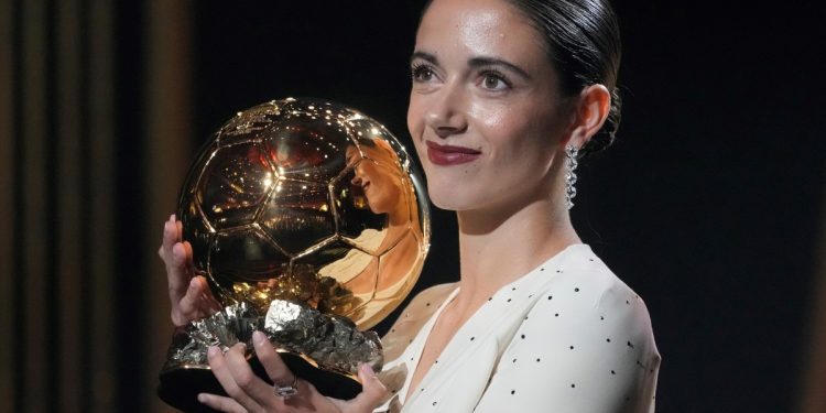 Aitana Bonmatí ganó el Balón de Oro e igualó un récord de Alexia Putellas
