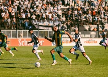 Aldosivi empató con Chaco For Ever y no se aseguró la punta