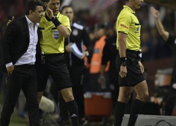 Atento River: árbitros confirmados para la revancha de semis contra Mineiro