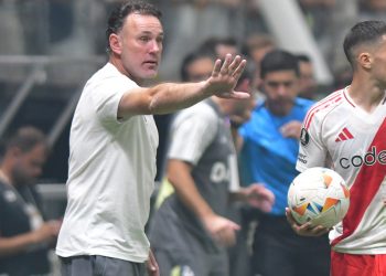 Atento, River: la fuerte decisión de Milito para el partido de Atlético Mineiro ante Inter