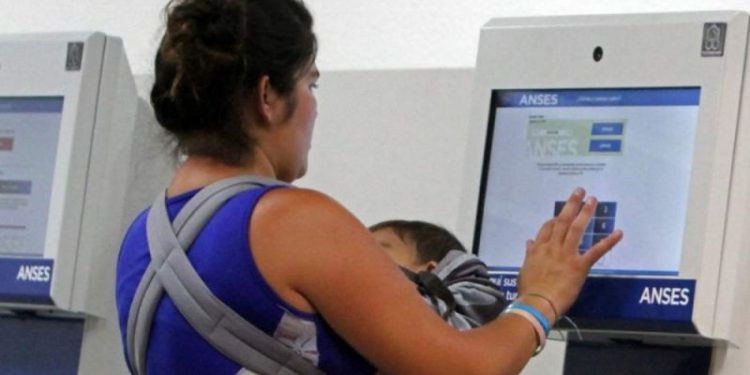 AUH: confirmado, el Gobierno dará de baja todas las asignaciones que no cumplan con estos requisitos