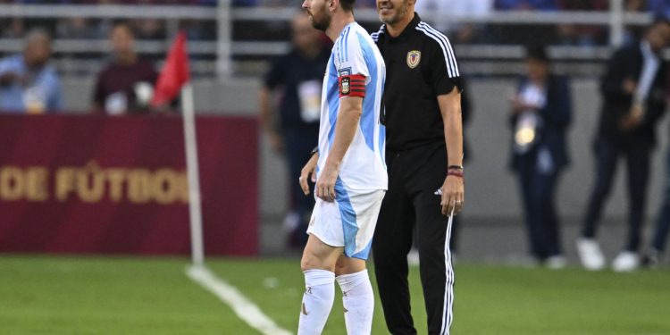 Bocha Batista después del empate: “Venezuela fue superior, merecimos ganar”