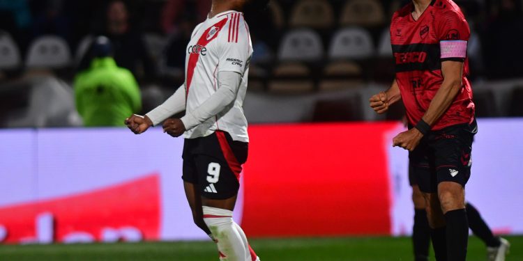 Borja, al receso sin cortar su sequía goleadora