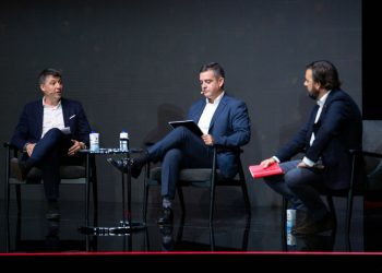 Coches ‘monedero’, cobrar por reciclar o el fin del fraude: la digitalización redefine el concepto de dinero