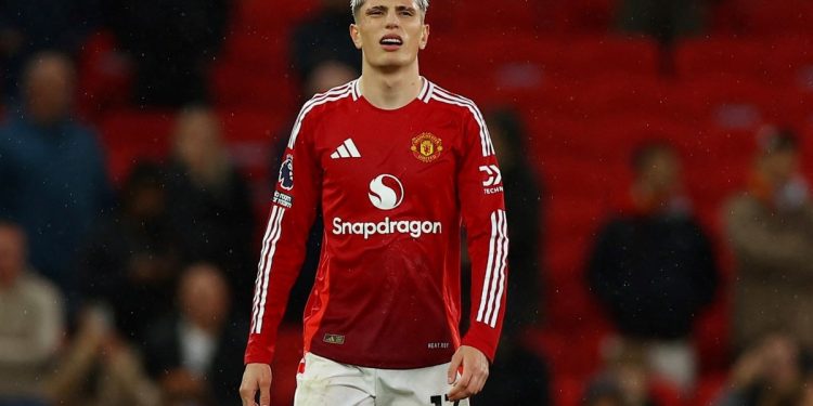 Con Garnacho y Lisandro, United recibe al Brentford