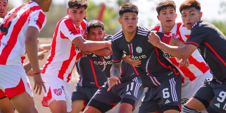 Con Ruberto como titular, la Reserva de River empató frente a Instituto