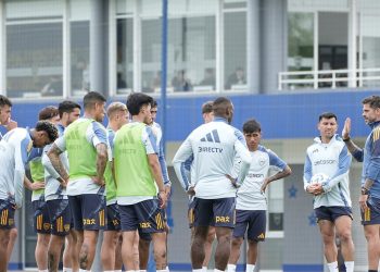 Con varias bombas, la primera lista de convocados de Gago en Boca
