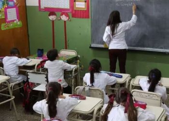 ¿Cuándo terminan las clases en Argentina 2024?