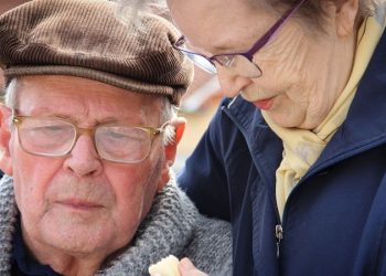 Definen el aumento a jubilados: cuánto cobran en diciembre y de cuánto es el aguinaldo