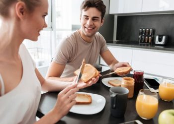 Desayuno saludable: el ingrediente clave que va a cambiar las tostadas que comés a la mañana