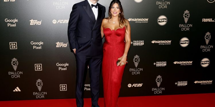 Dibu Martínez: nuevos silbidos de los franceses y por qué valoró el puesto 18 en el Balón de Oro