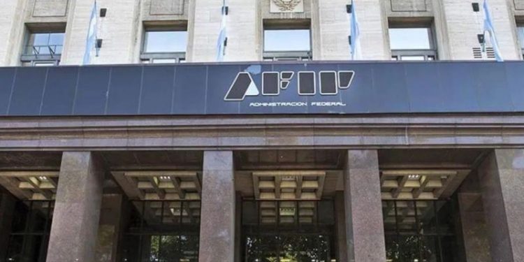 Disolución de AFIP: los gremios reaccionaron y prometen “plan de lucha”
