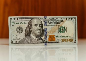 Dólar blue: a cuánto cerró su cotización HOY jueves 10 de octubre