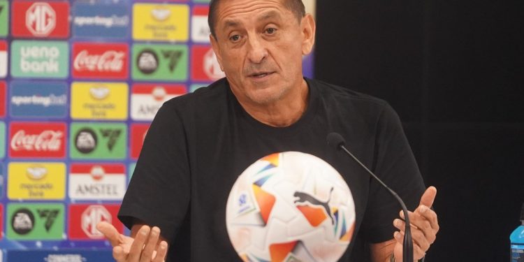 El erróneo dato estadístico que brindó Ramón Díaz luego del empate con Racing en Sudamericana