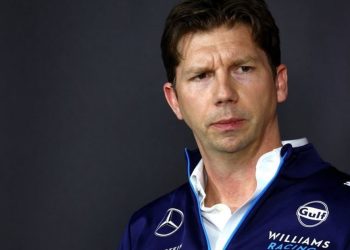 El jefe de Williams, impresionado por el apoyo argentino a Colapinto: “A cada lugar al que vamos…”