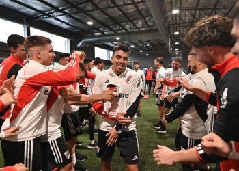 El juego Acuña: el lateral con técnica de enganche que ya sedujo a los hinchas de River