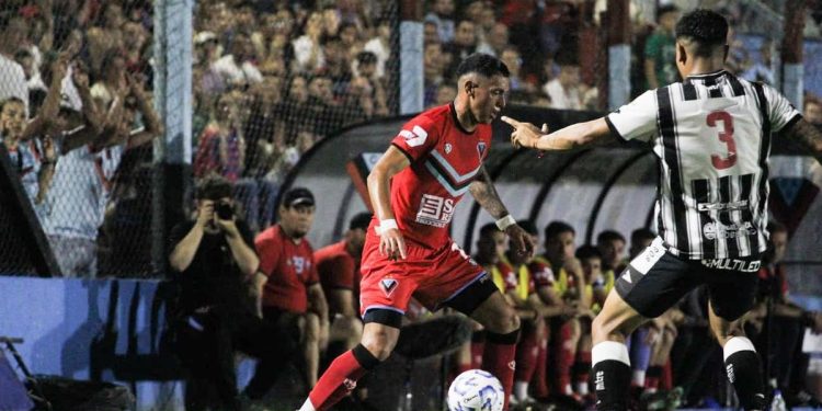 Gimnasia (M) empató con Brown y casi se quedó sin chances de jugar la final por el primer ascenso