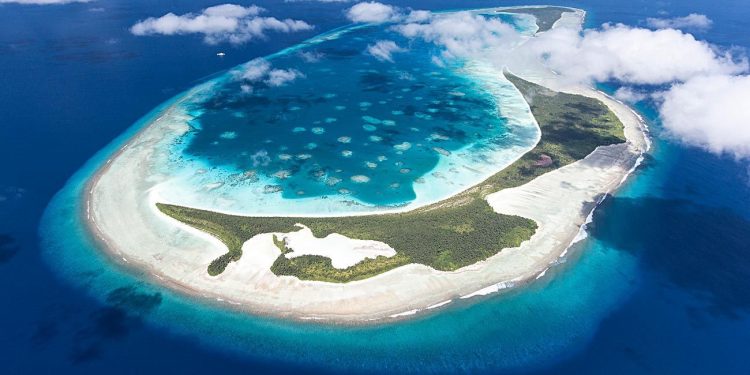 Gran Bretaña devuelve las islas Chagos a Mauricio y a diferencia con Malvinas, no quiso consultar la opinión de los habitantes