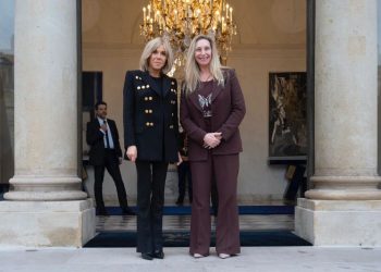 Karina Milei y Brigitte Macron estrechan lazos en el Palacio del Elíseo