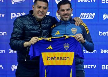 La bienvenida de Riquelme a Gago y los guiños entre ellos: “Fernando sabe que…”