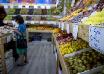 La inflación de la eurozona (1,8%) cumple el objetivo del BCE por primera vez en tres años