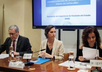 La jefa de la Agencia Tributaria suaviza su oposición a la financiación singular de Cataluña