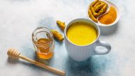 T&eacute; de c&uacute;rcuma: los beneficios de tomar esta infusi&oacute;n a la noche y la forma correcta de prepararla
