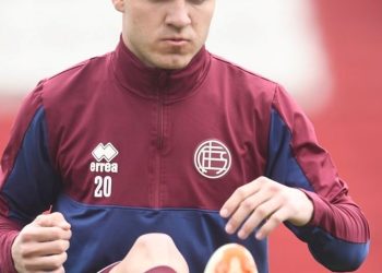 La sorpresa que Zielinski puede incluir en el XI de Lanús frente a Cruzeiro