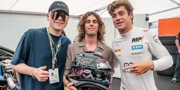 La trastienda de los cascos de Colapinto: del encuentro casual en el ACA al homenaje a Reutemann