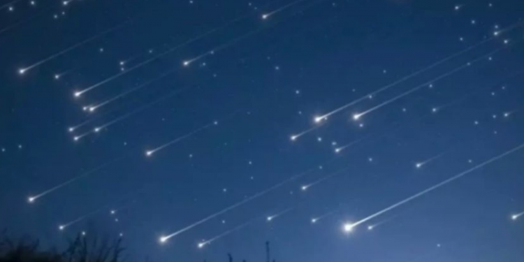 Lluvia de estrellas Táuridas: cuándo podrá verse el gran fenómeno astronómico en el cielo