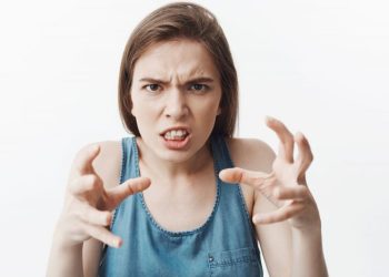 Los 4 signos que son los más odiados del zodíaco por su personalidad y forma de ser