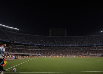 Los dos jugadores de River que le comentaron a Messi y se rindieron a sus pies