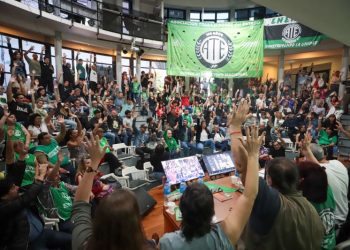 Los estatales anuncian un nuevo paro de 36 horas para demandar la reapertura de paritarias