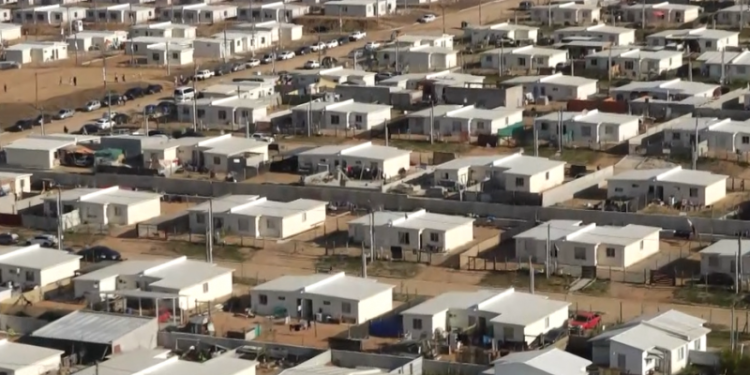 Maldonado puso fin a un asentamiento que llevaba más de 60 años y generó un nuevo barrio para 530 familias