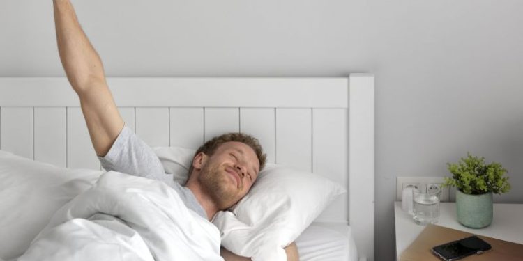 Ni el café ni la ducha: los 3 hábitos que van a cambiar tus mañanas y que van a hacer que arranques con energía