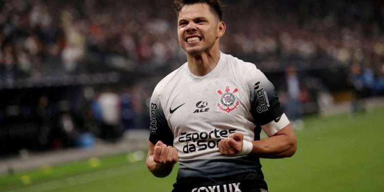 Partidos de hoy, jueves 17 de octubre: horario y cómo ver fútbol en vivo