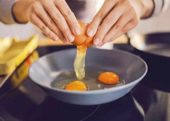 Por qué conviene comer un huevo por día y cuál es el mejor momento del día para aprovechar sus propiedades