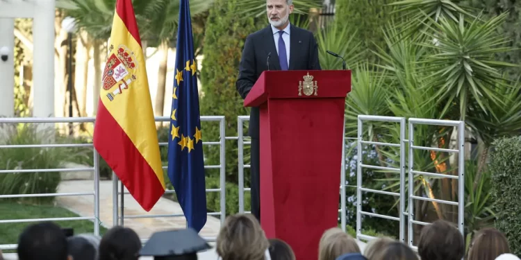 Felipe VI, en Jordania: «El conflicto debe terminar cuanto antes»