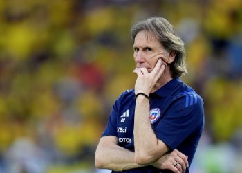 Ricardo Gareca definió su futuro en Chile tras una reunión clave