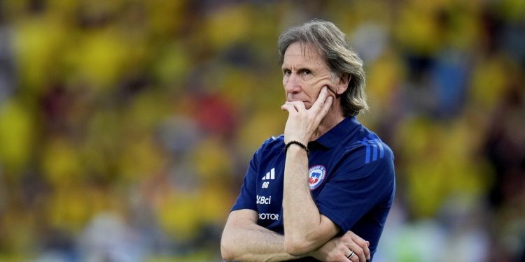Ricardo Gareca definió su futuro en Chile tras una reunión clave