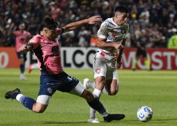 San Lorenzo perdió en Mendoza con un gol polémico