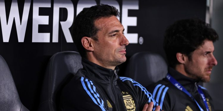 Scaloni y el mimo a sus jugadores: “Juegan en y por la Selección”