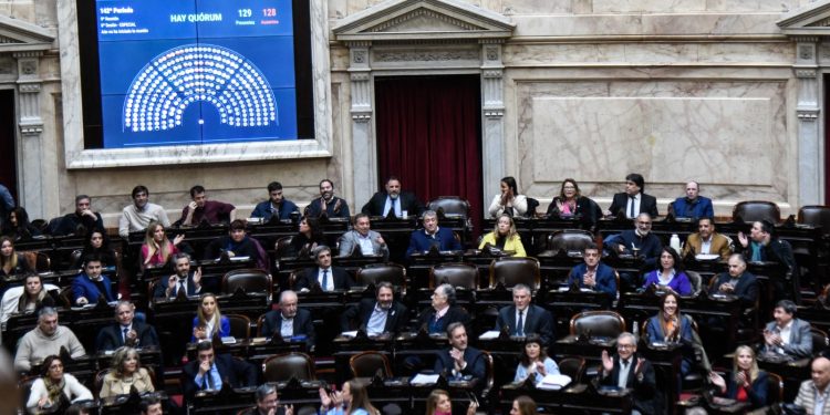 La oposición busca limitar una herramienta constitucional, el uso de DNU del presidente. ¿Gobernar desde el congreso?