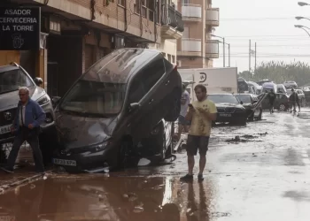 El 112 del País Vasco recibió anoche llamadas de emergencia ante el colapso del servicio en Valencia